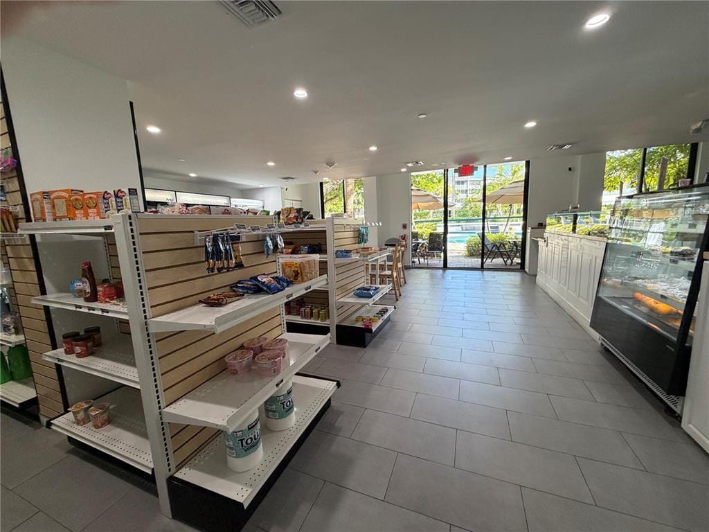 3300 NE 192 Street 1901 — photo 12