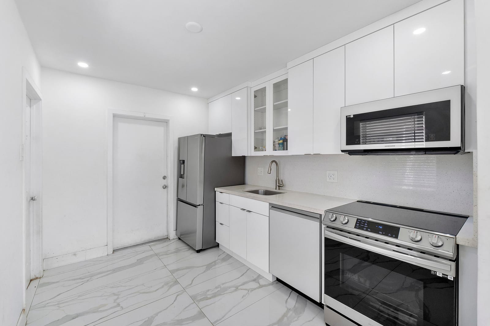 3125 SW 12th Place, Fort Lauderdale, FL 33312 photo 4