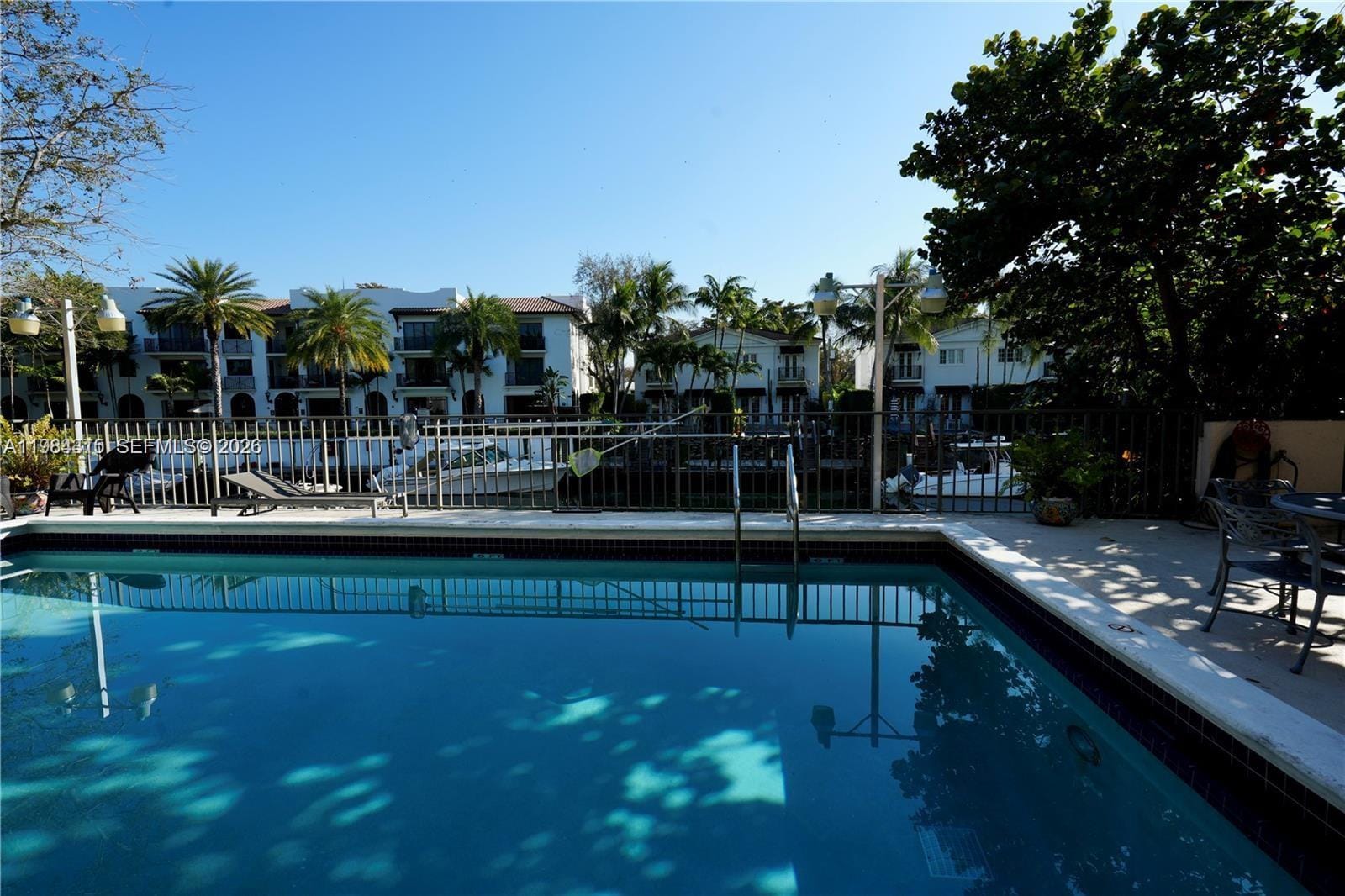 5201 Orduna Drive 12, Coral Gables, FL 33146 photo 2