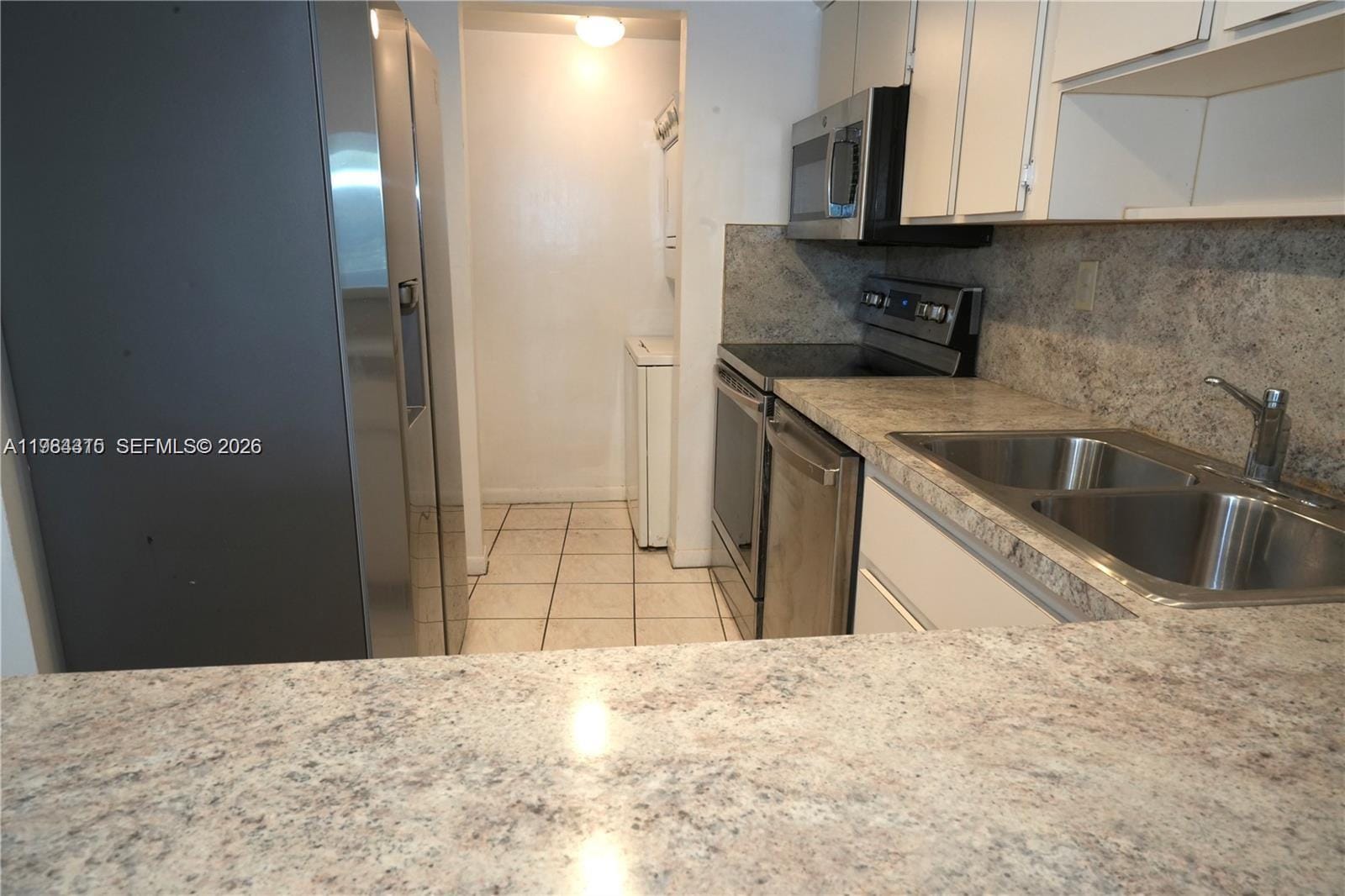 5201 Orduna Drive 12, Coral Gables, FL 33146 photo 5