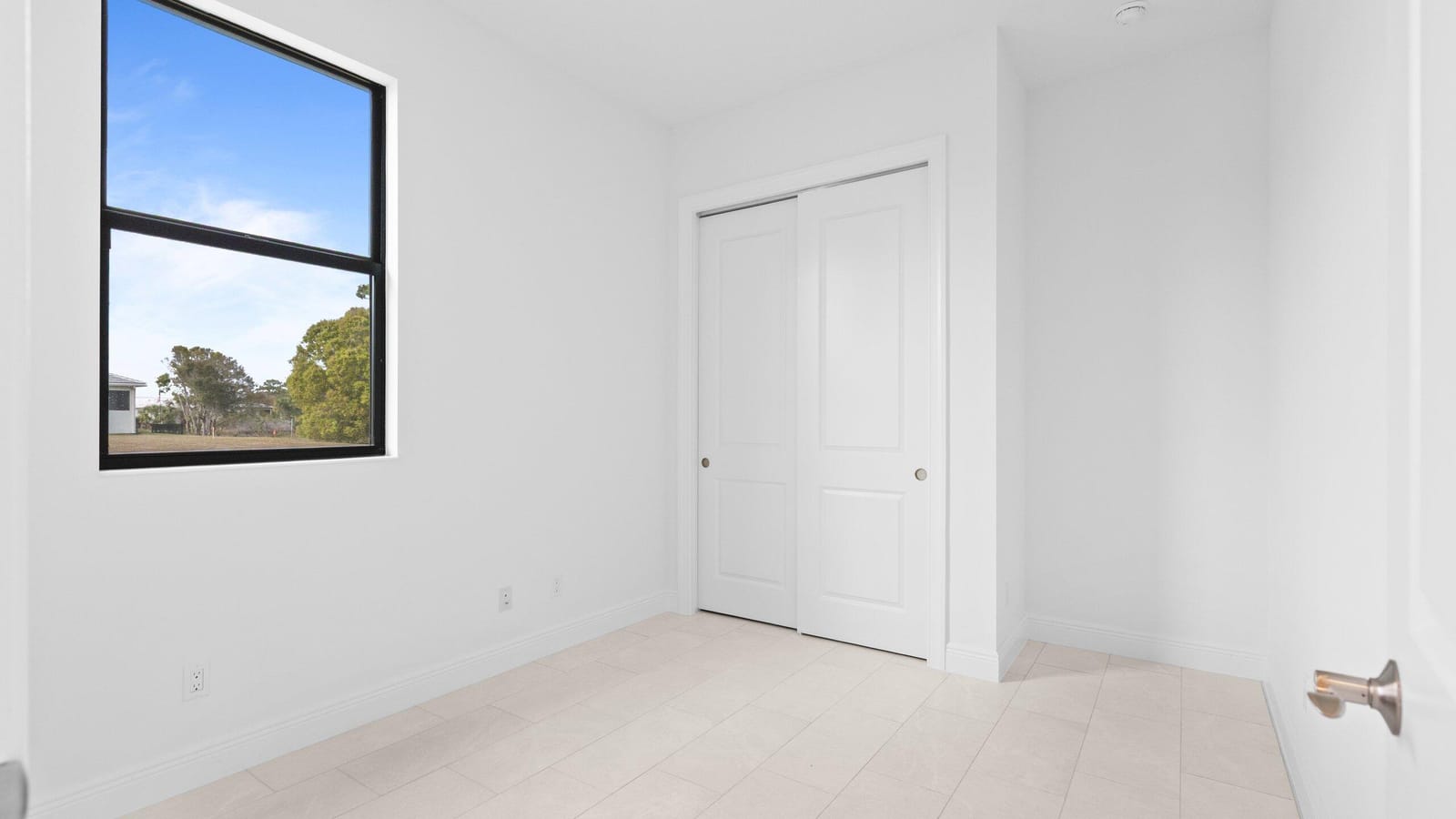 375 SE Via Sangro, Port St. Lucie, FL 34952 photo 17