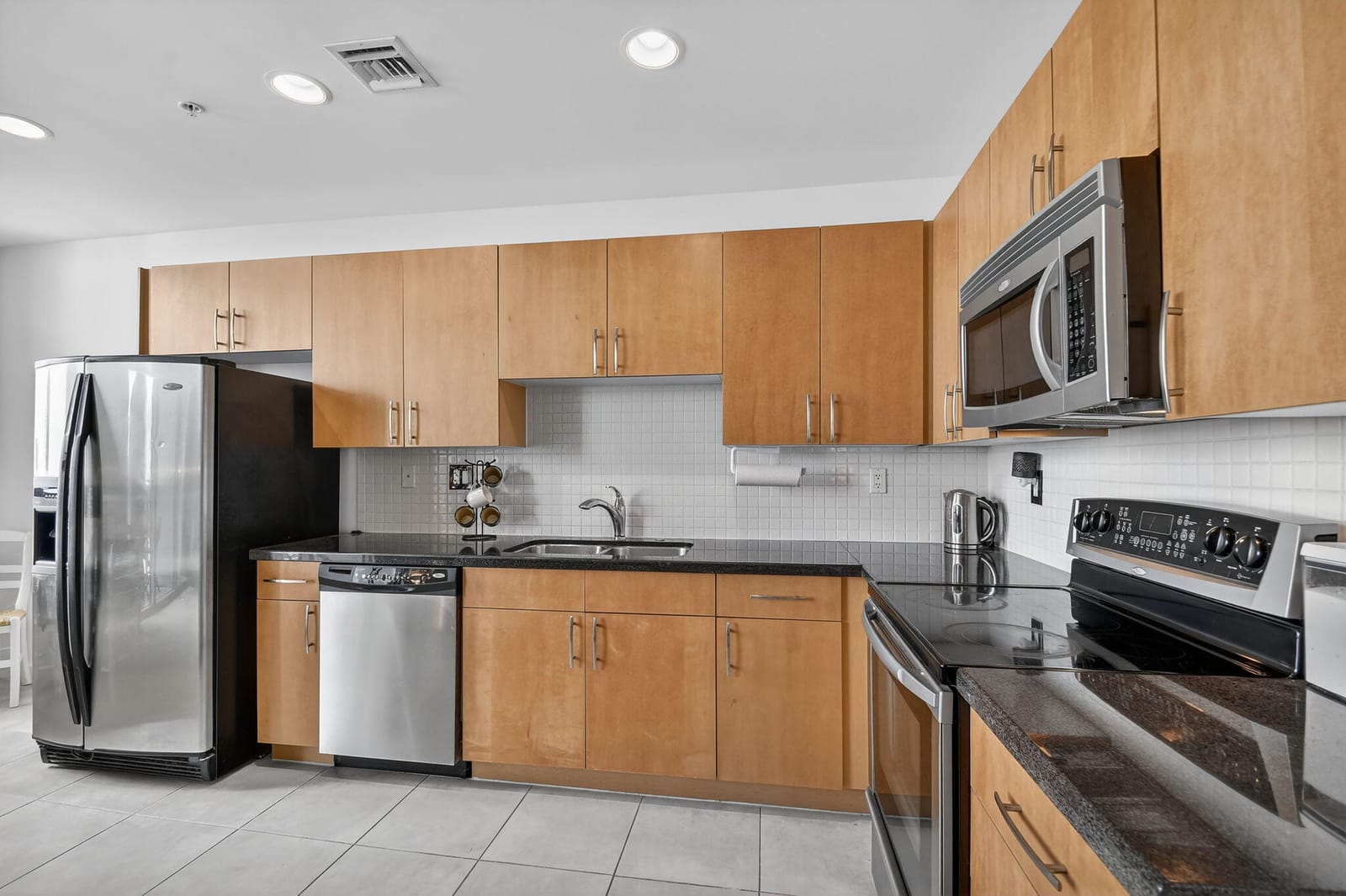 300 S Australian Avenue 802, West Palm Beach, FL 33401 photo 2