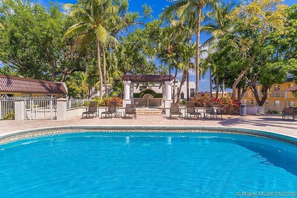 10431 N Kendall Drive D314, Miami, FL 33176, Miami
