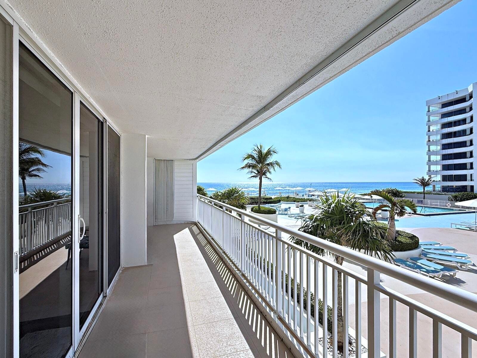 3546 S Ocean Boulevard 305, South Palm Beach, FL 33480 photo 3