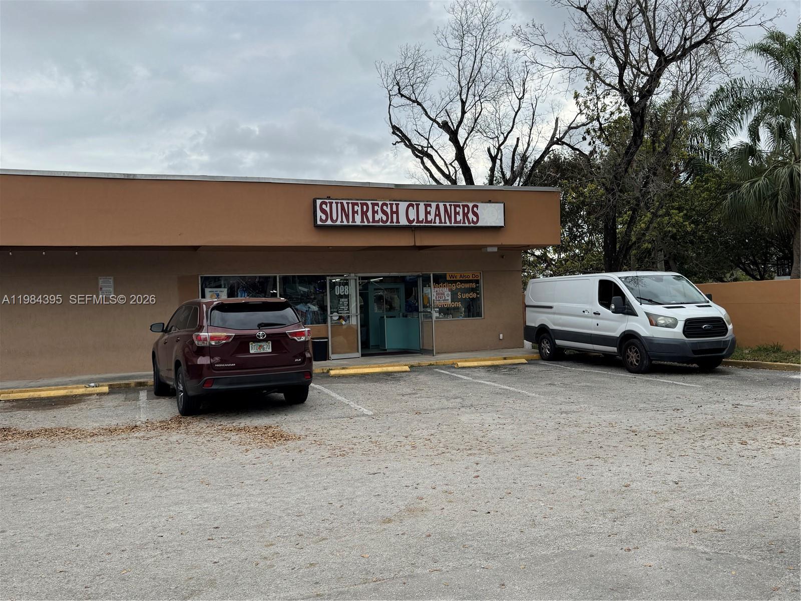1890 N Pine Island Road, Plantation, FL 33322, Plantation