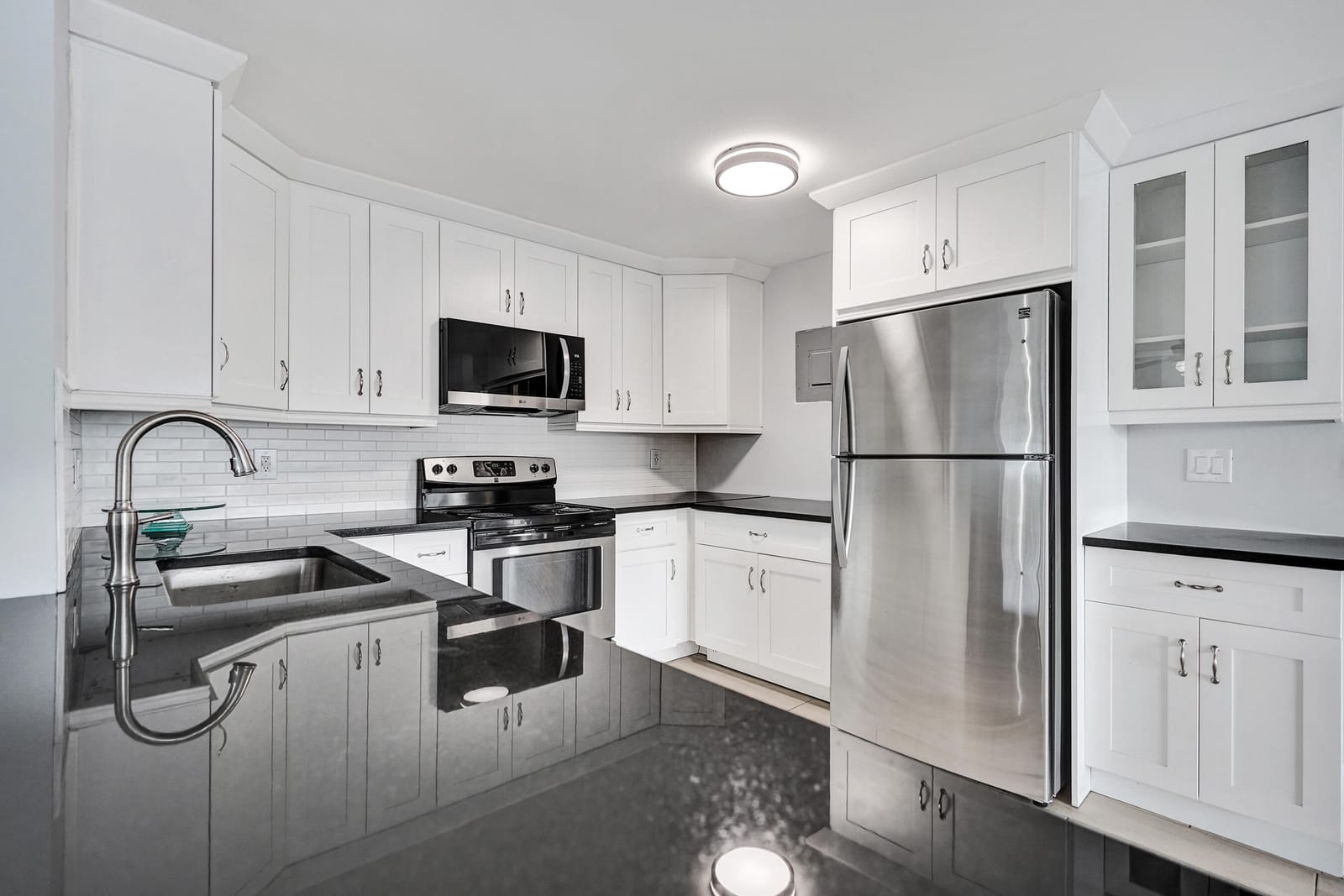 3220 Bayview Drive 315, Fort Lauderdale, FL 33306 photo 4