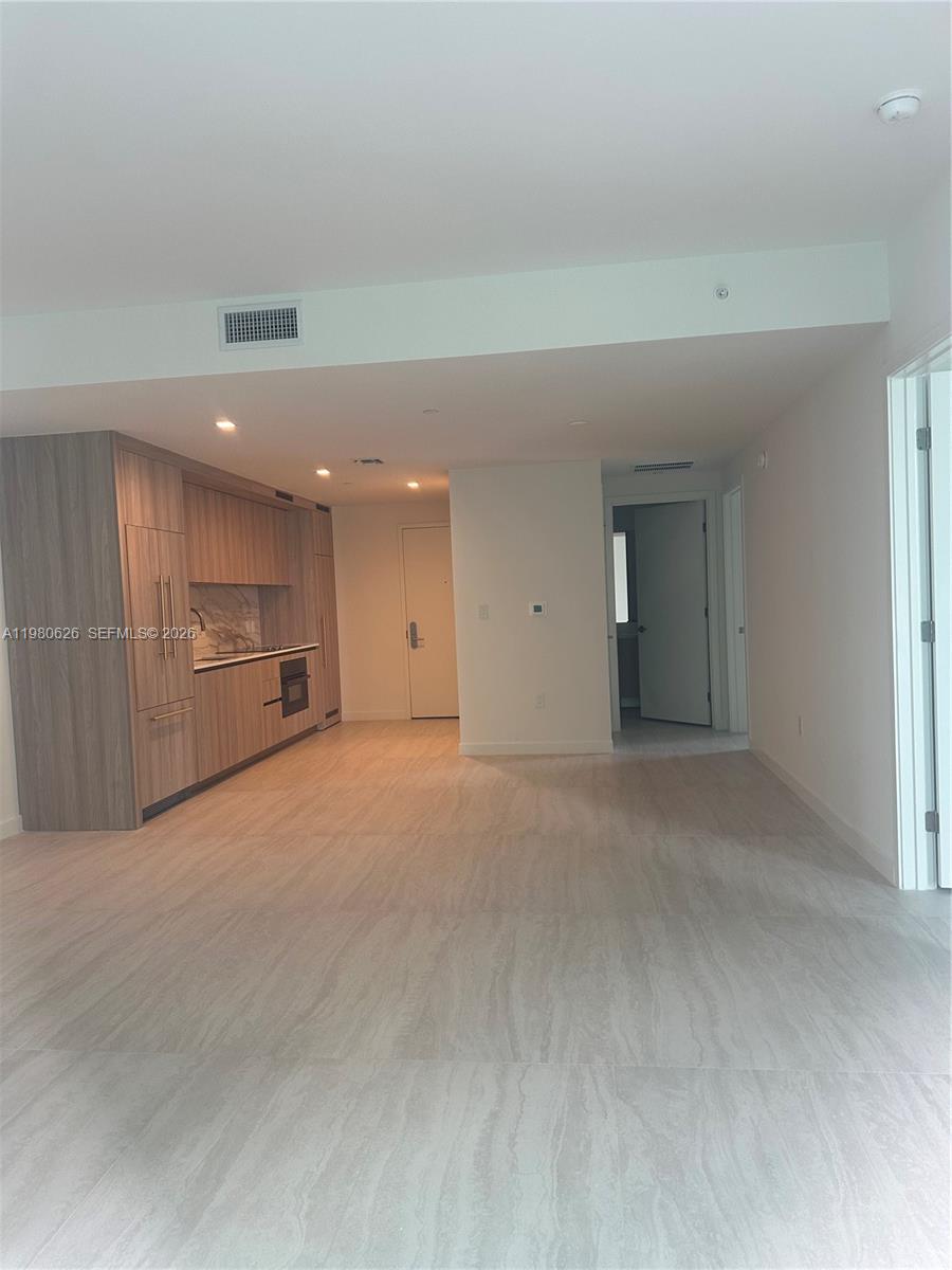 77 SE 5th Street 2506, Miami, FL 33131, Miami