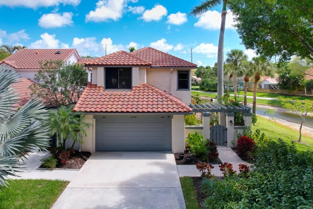 5608 Amersham Way, sold in Wimbledon Villas Of Via Verde, Boca Raton, FL