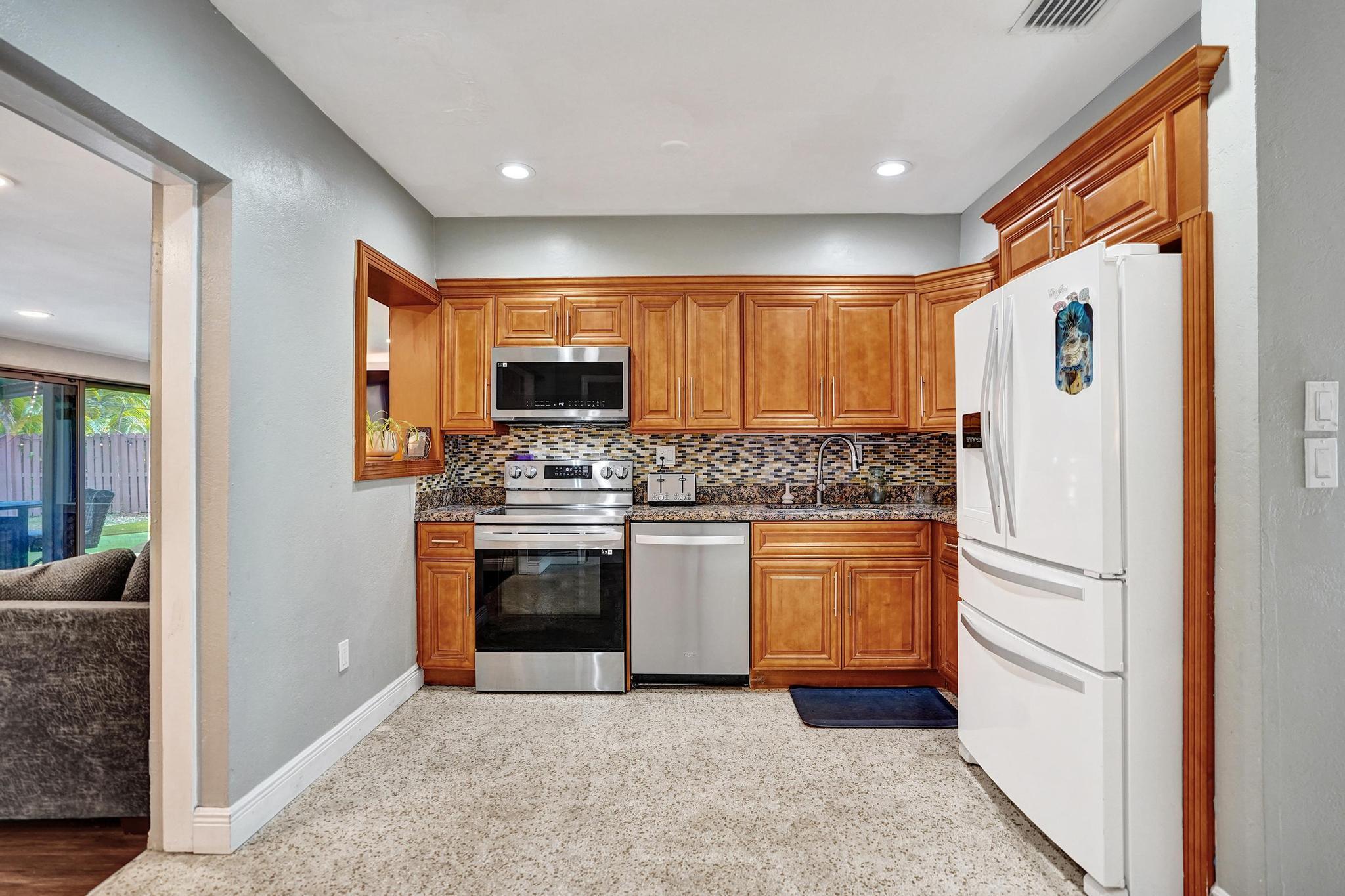 1728 NE 17th Terrace, Fort Lauderdale, FL 33305 photo 25