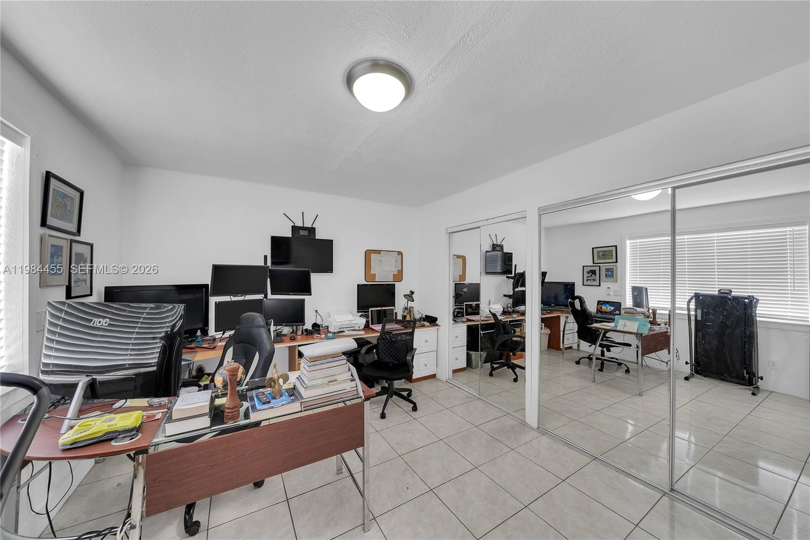213 W 20th Street — photo 11