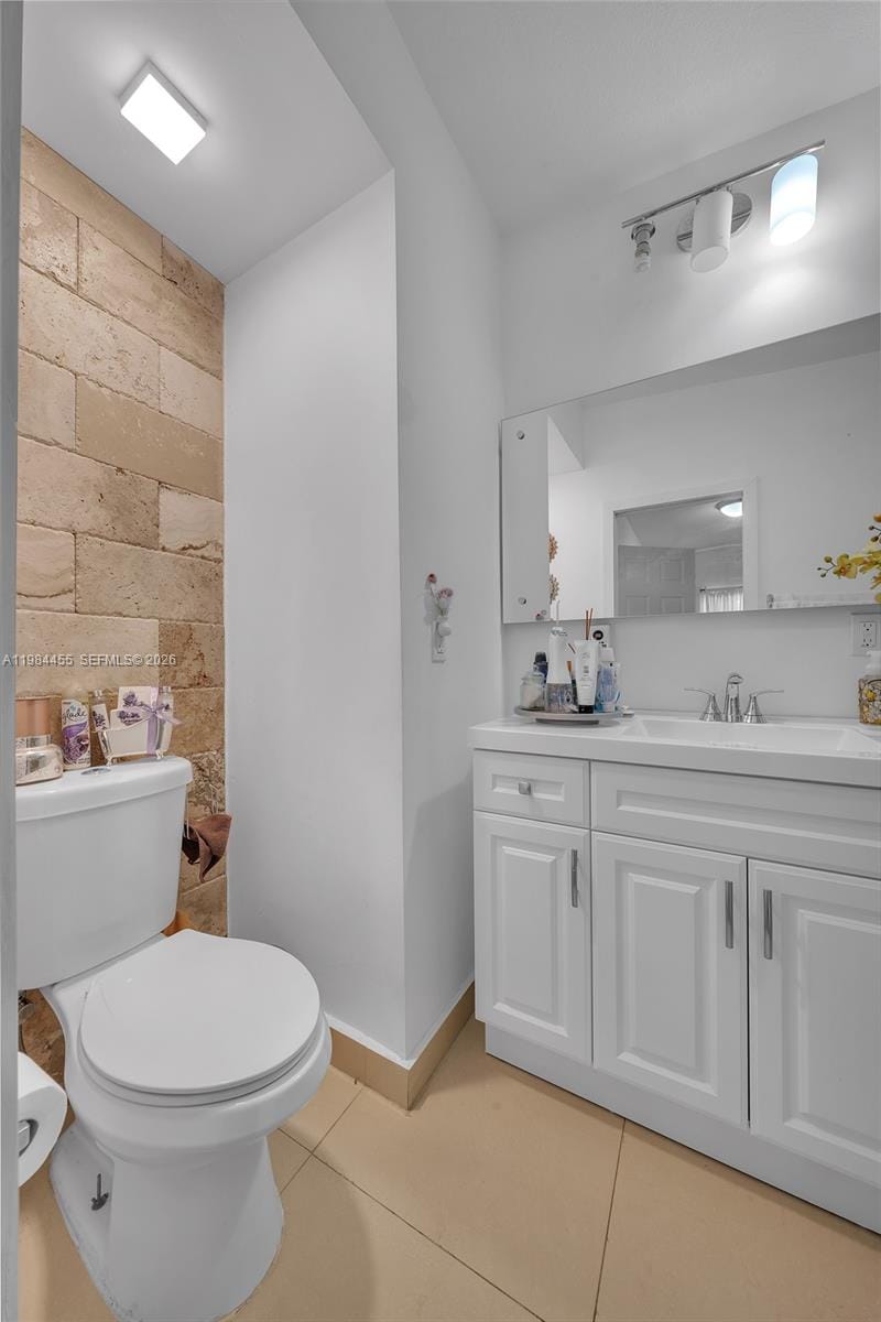 213 W 20th Street — photo 12