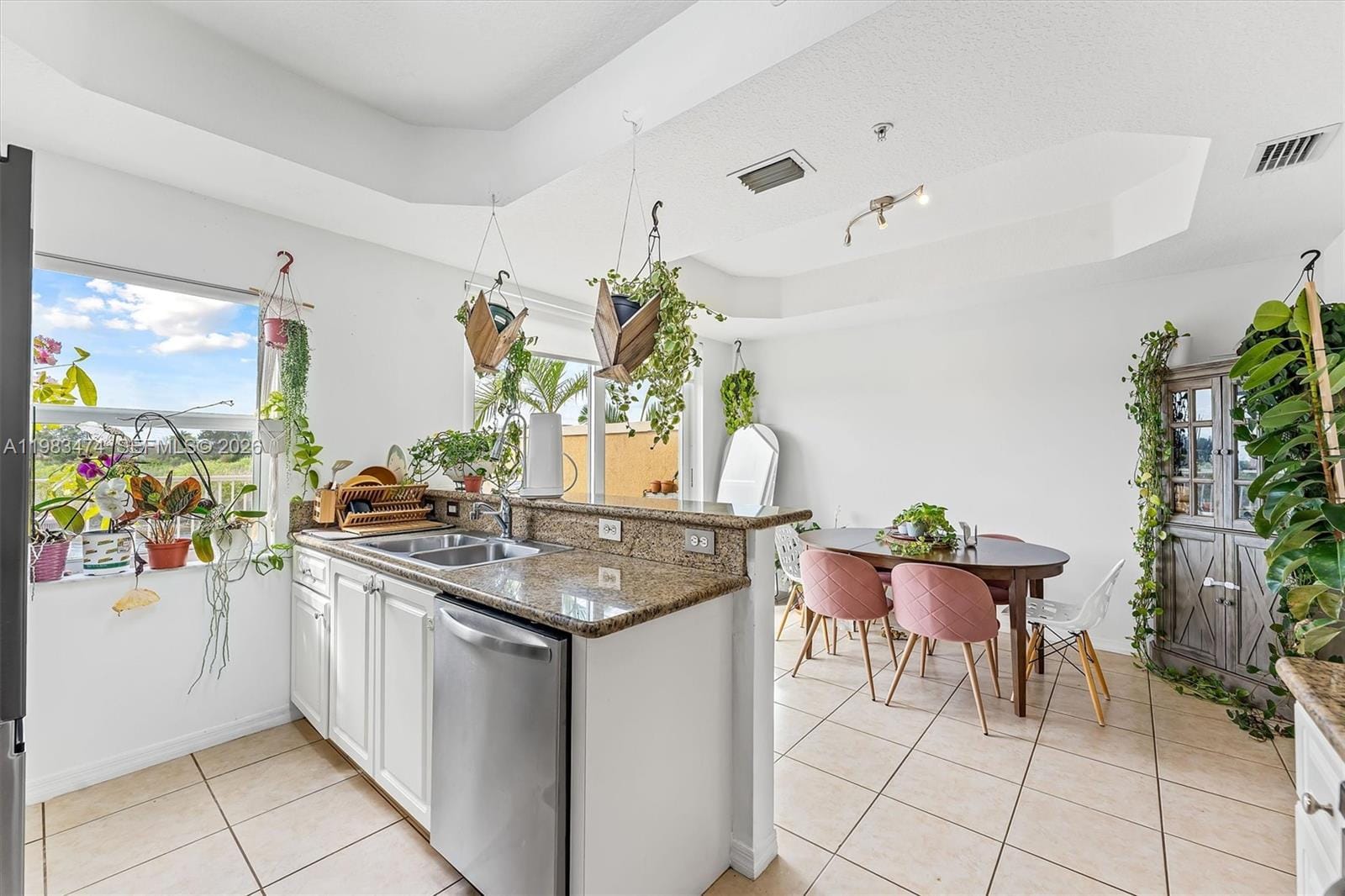 1086 SW 144th Avenue 802 — photo 5