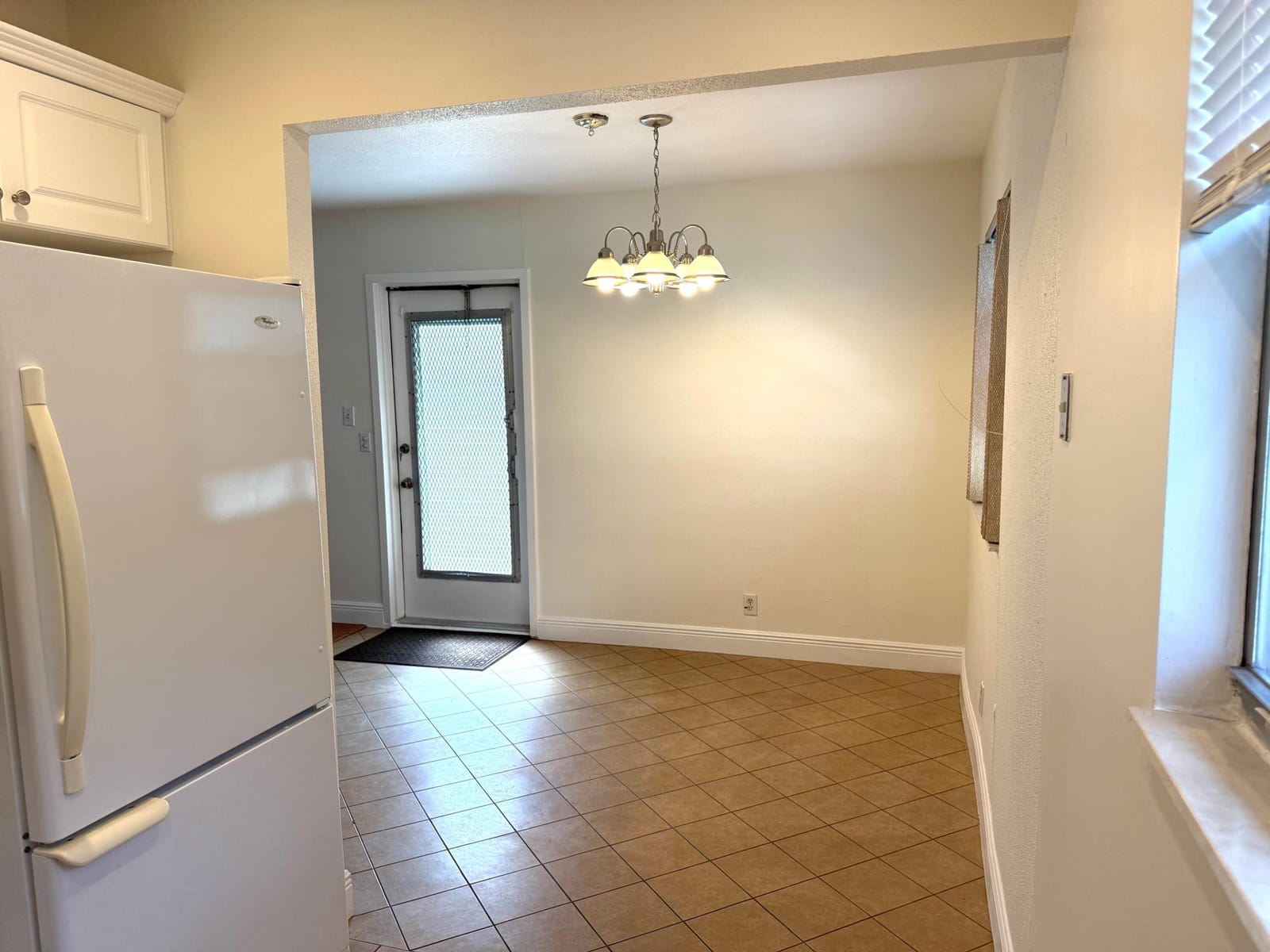 569 Monaco L — photo 11