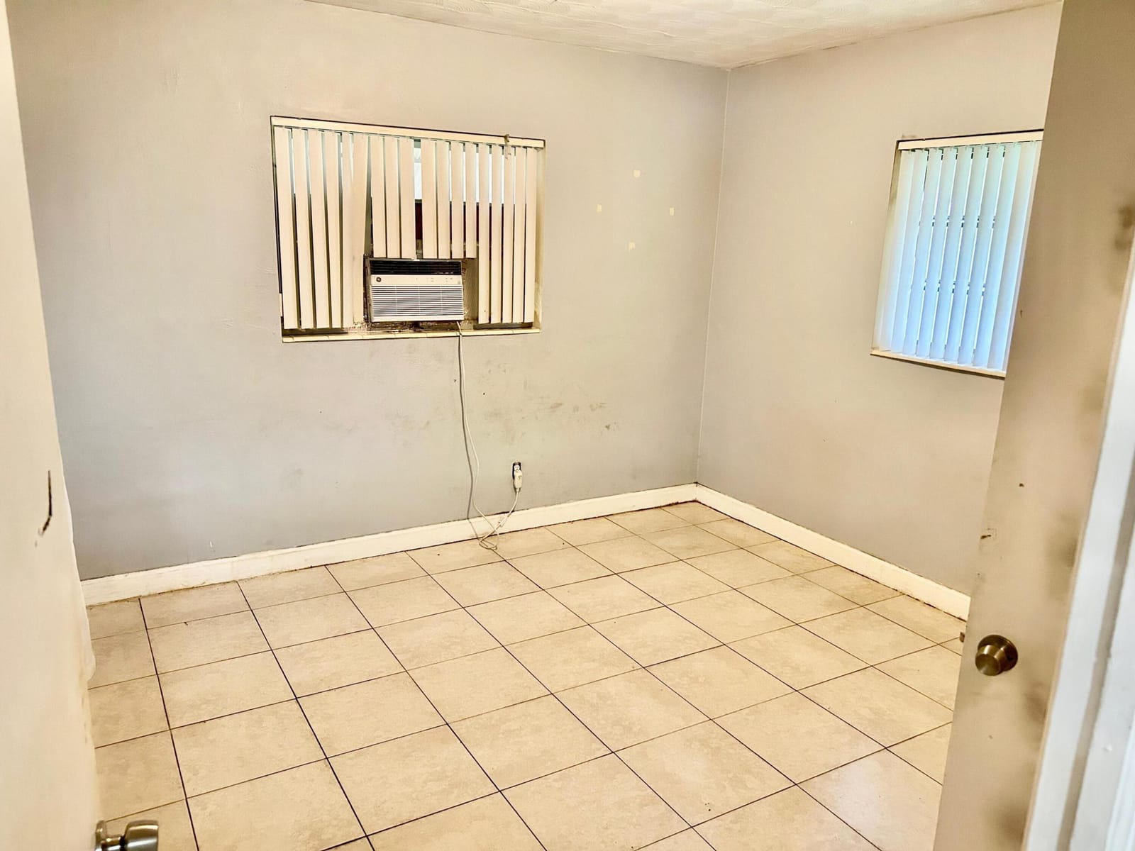 2201 N 57th Avenue, Hollywood, FL 33021 photo 11