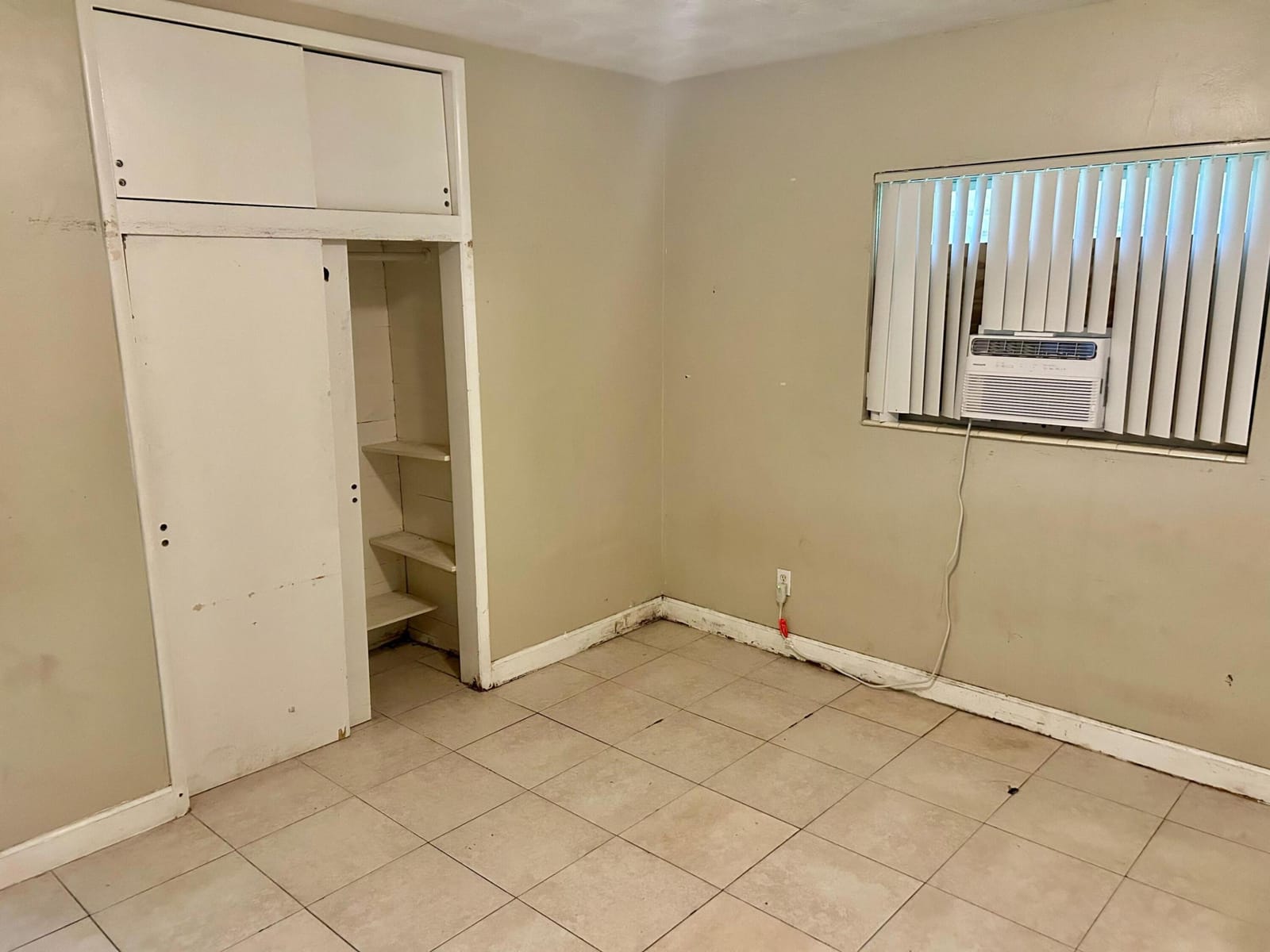 2201 N 57th Avenue, Hollywood, FL 33021 photo 14