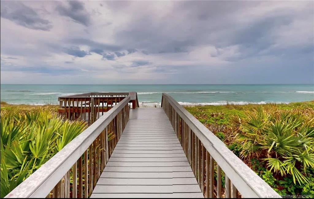 429 NE Tradewind Lane 306, Stuart, FL 34996 photo 2