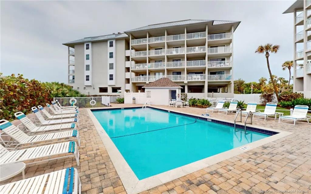 429 NE Tradewind Lane 306, Stuart, FL 34996 photo 5