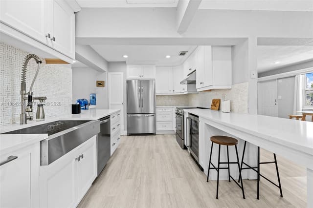 1431 NE 32nd Place, sold in Cresthaven No 8, Pompano Beach, FL
