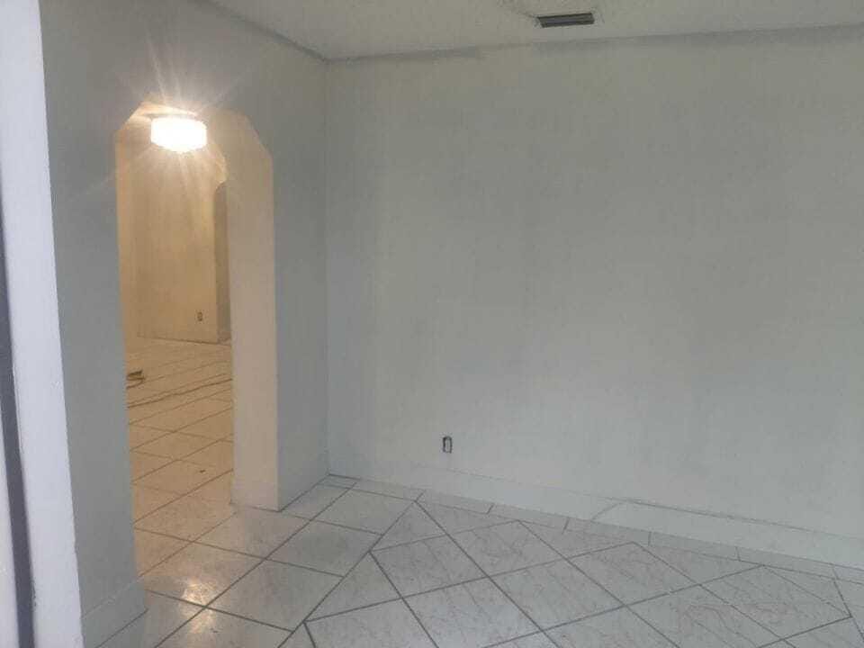 2828 NW 9th Place, Fort Lauderdale, FL 33311 photo 12