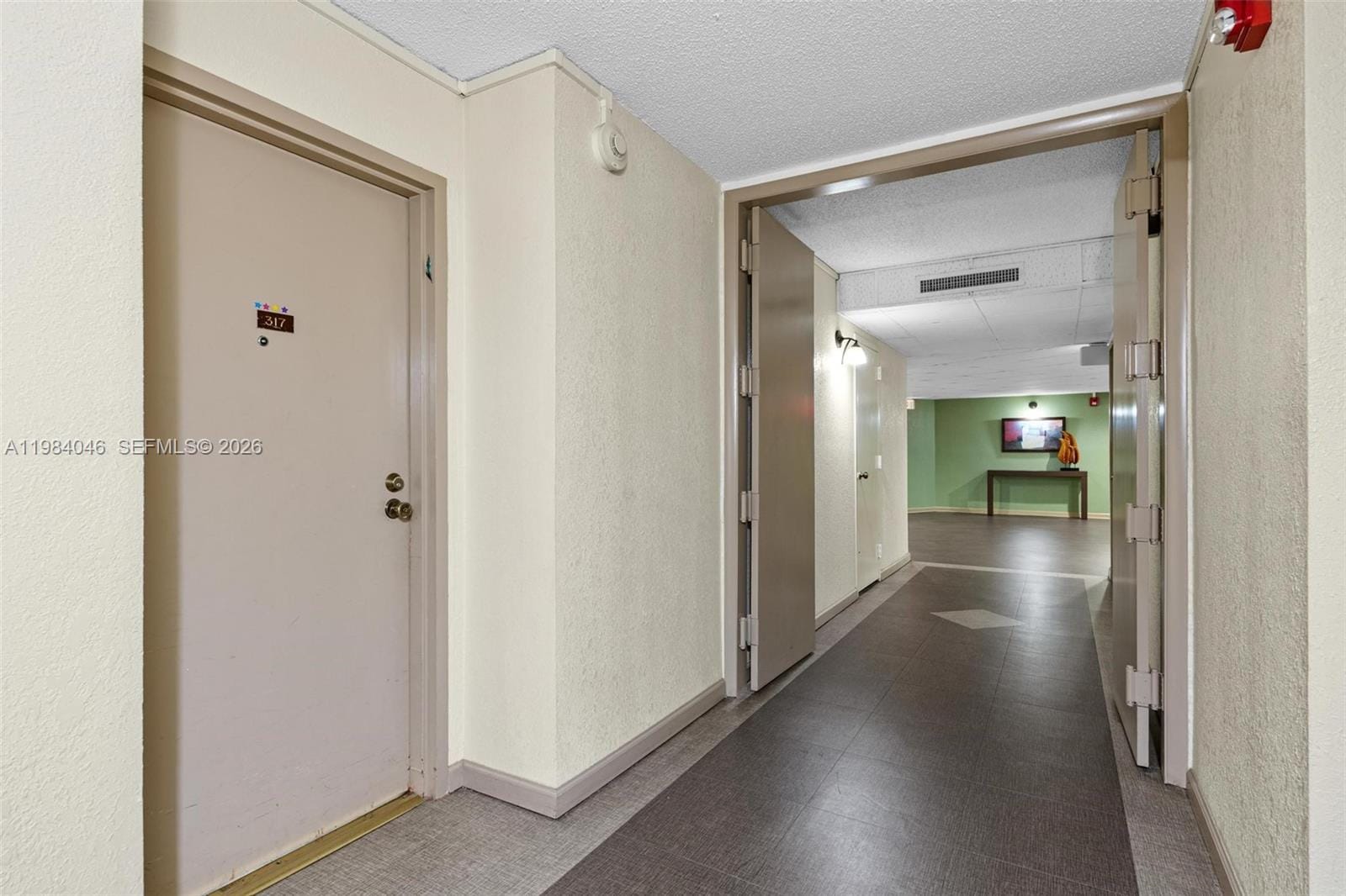 10852 N Kendall Drive 317 — photo 5