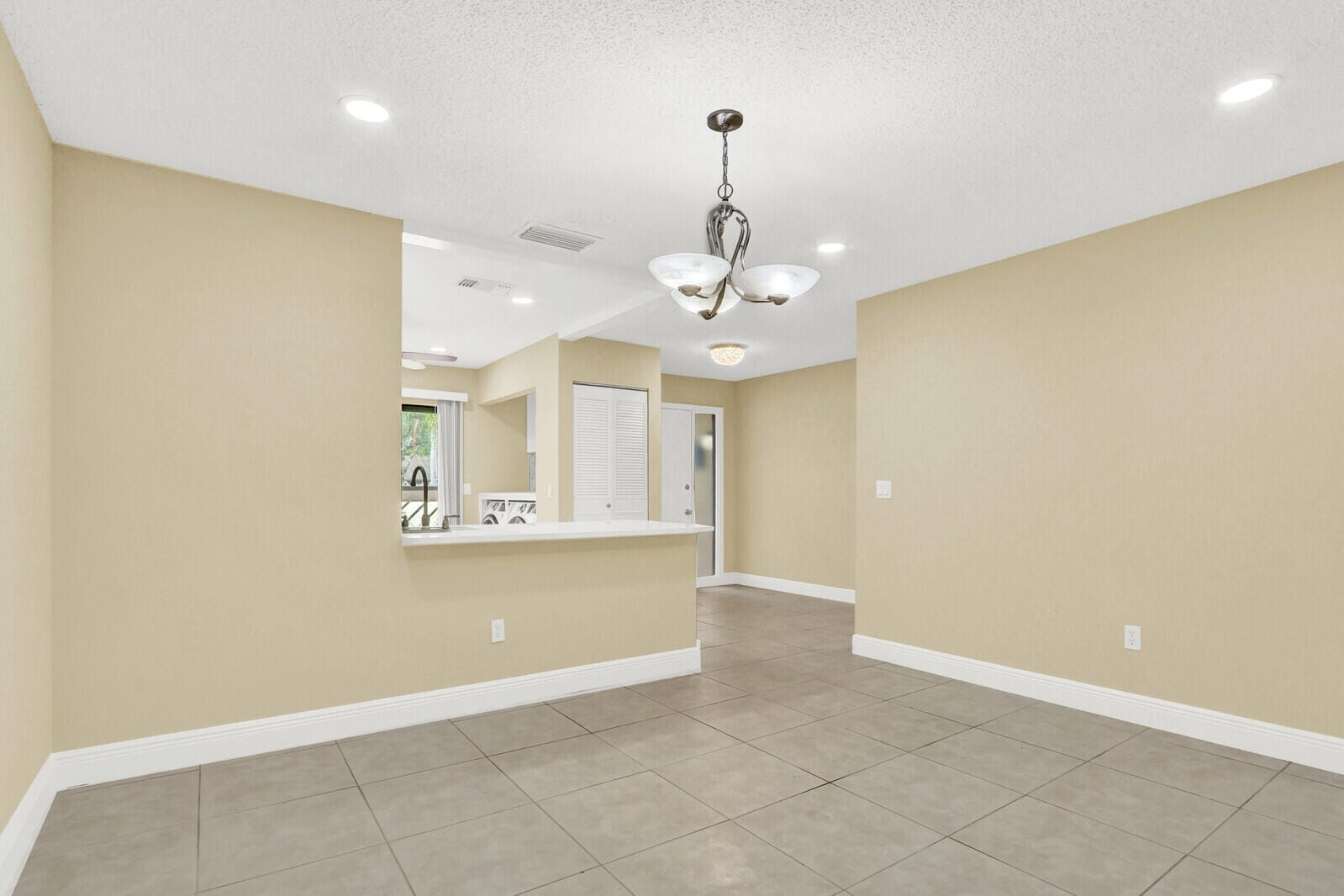 10 Bay Cedar Court, Royal Palm Beach, FL 33411 photo 13