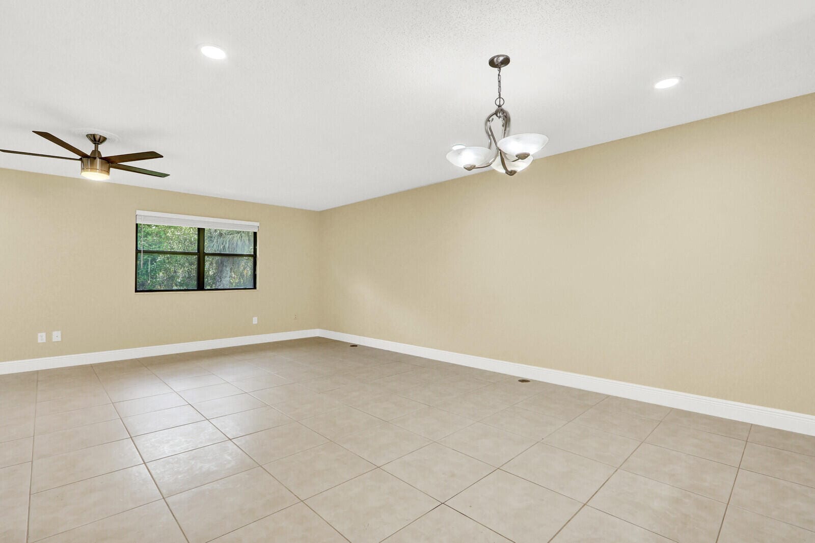 10 Bay Cedar Court, Royal Palm Beach, FL 33411 photo 17