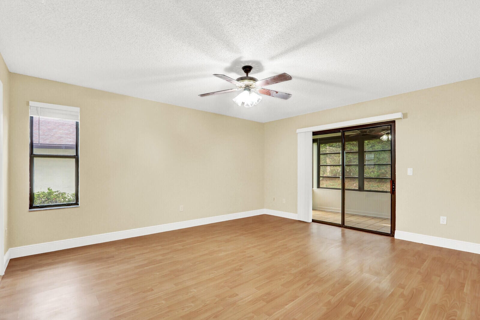 10 Bay Cedar Court, Royal Palm Beach, FL 33411 photo 23