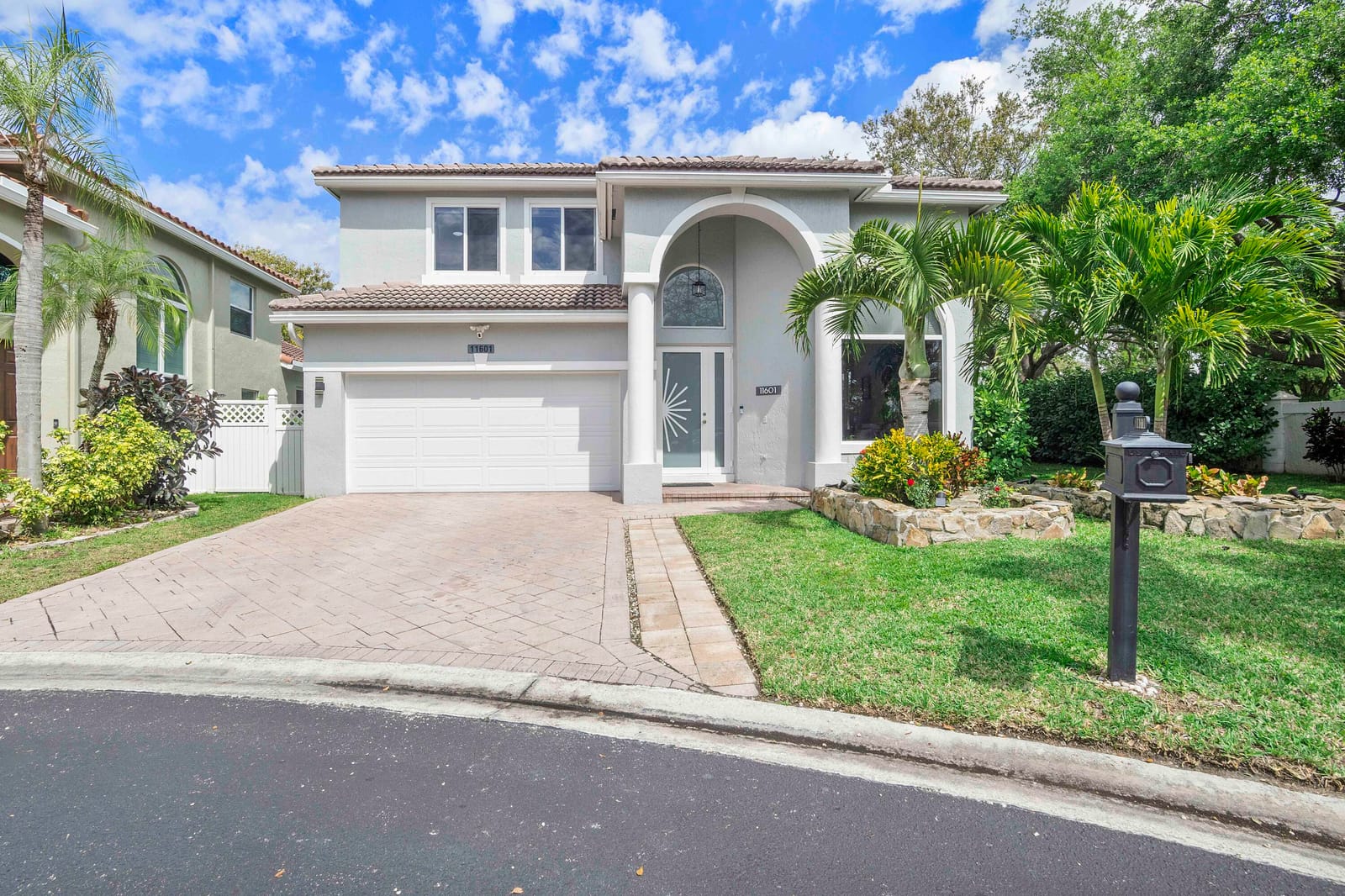 11601 NW 13th Manor, Coral Springs, FL 33071 photo 2