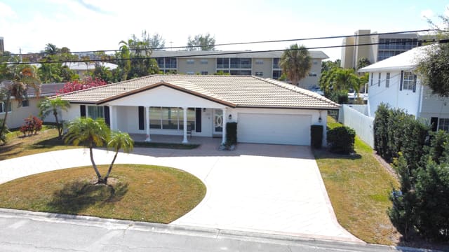 2810 NE 52nd Street, The Landings, Fort Lauderdale, FL