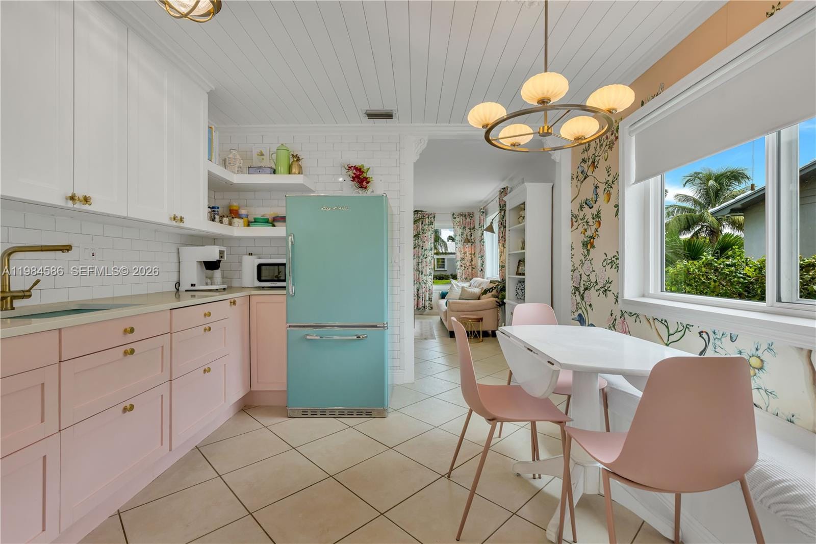 1539 Funston Street — photo 4
