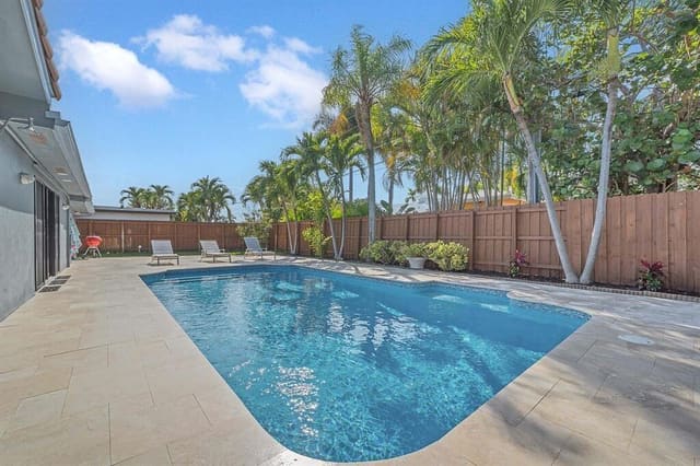 5351 NE 17th Terrace, Fort Lauderdale, FL 33334