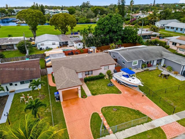 1820 N 27th Avenue, Hollywood, FL 33020