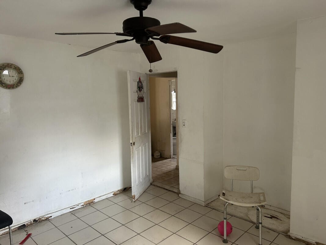 14035 NW 6th Avenue, North Miami, FL 33168 photo 3