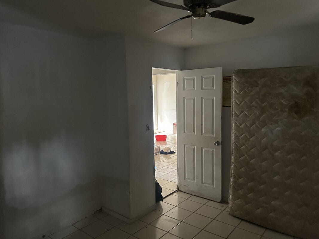 14035 NW 6th Avenue, North Miami, FL 33168 photo 5
