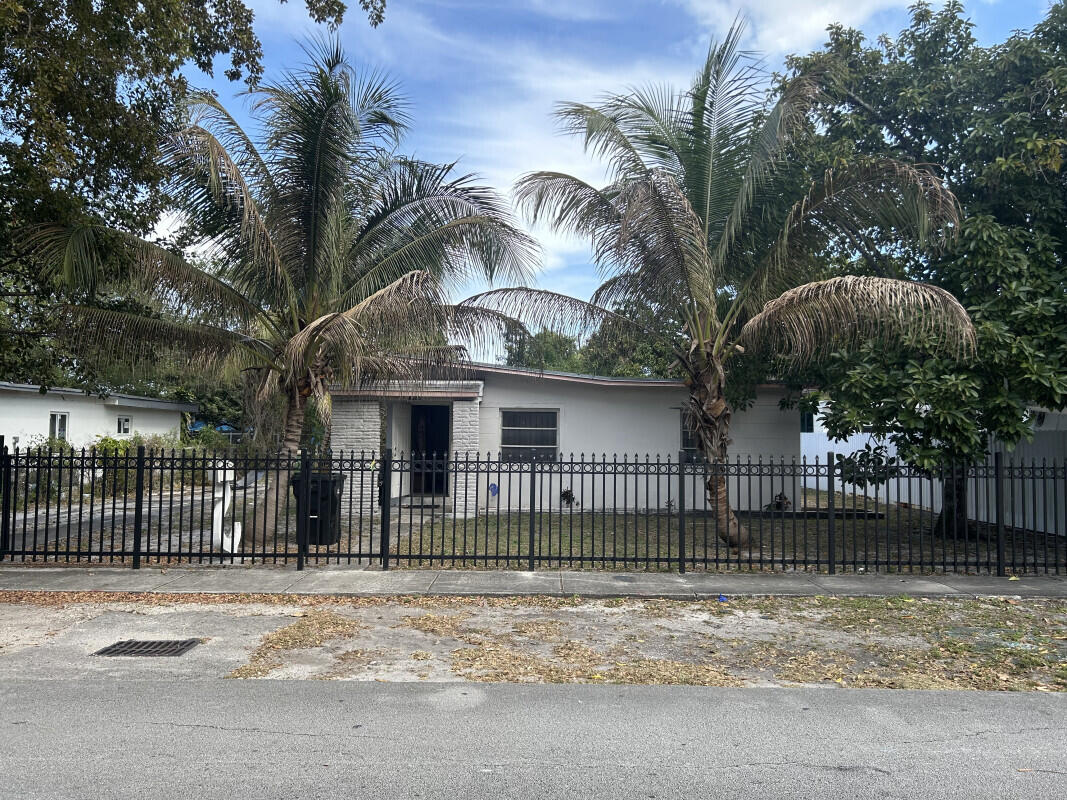 14035 NW 6th Avenue, North Miami, FL 33168, North Miami