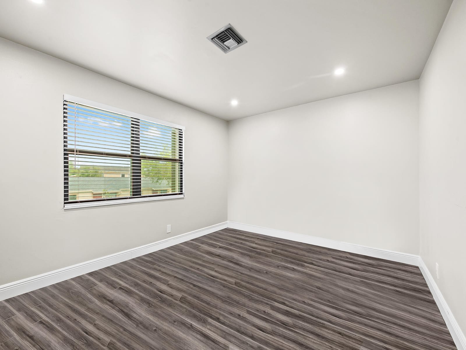 3370 Beau Rivage Drive 5d — photo 9