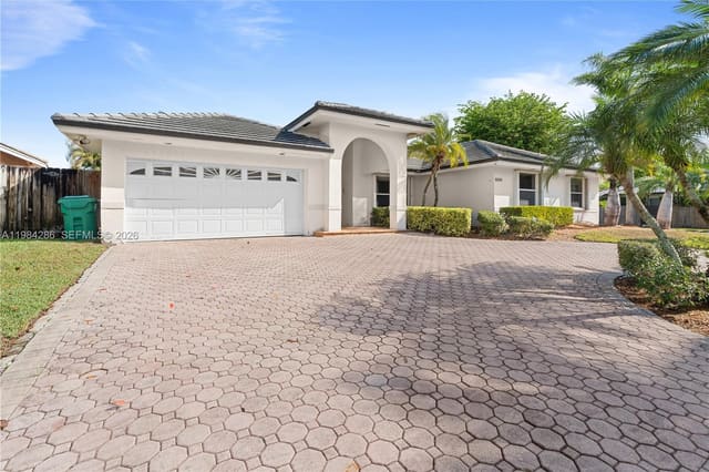 15425 SW 114th Street, sold in Hammocks Shores, Miami, FL