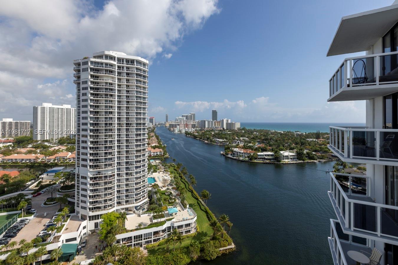 20515 E Country Club Drive 2242, Aventura, FL 33180, Aventura