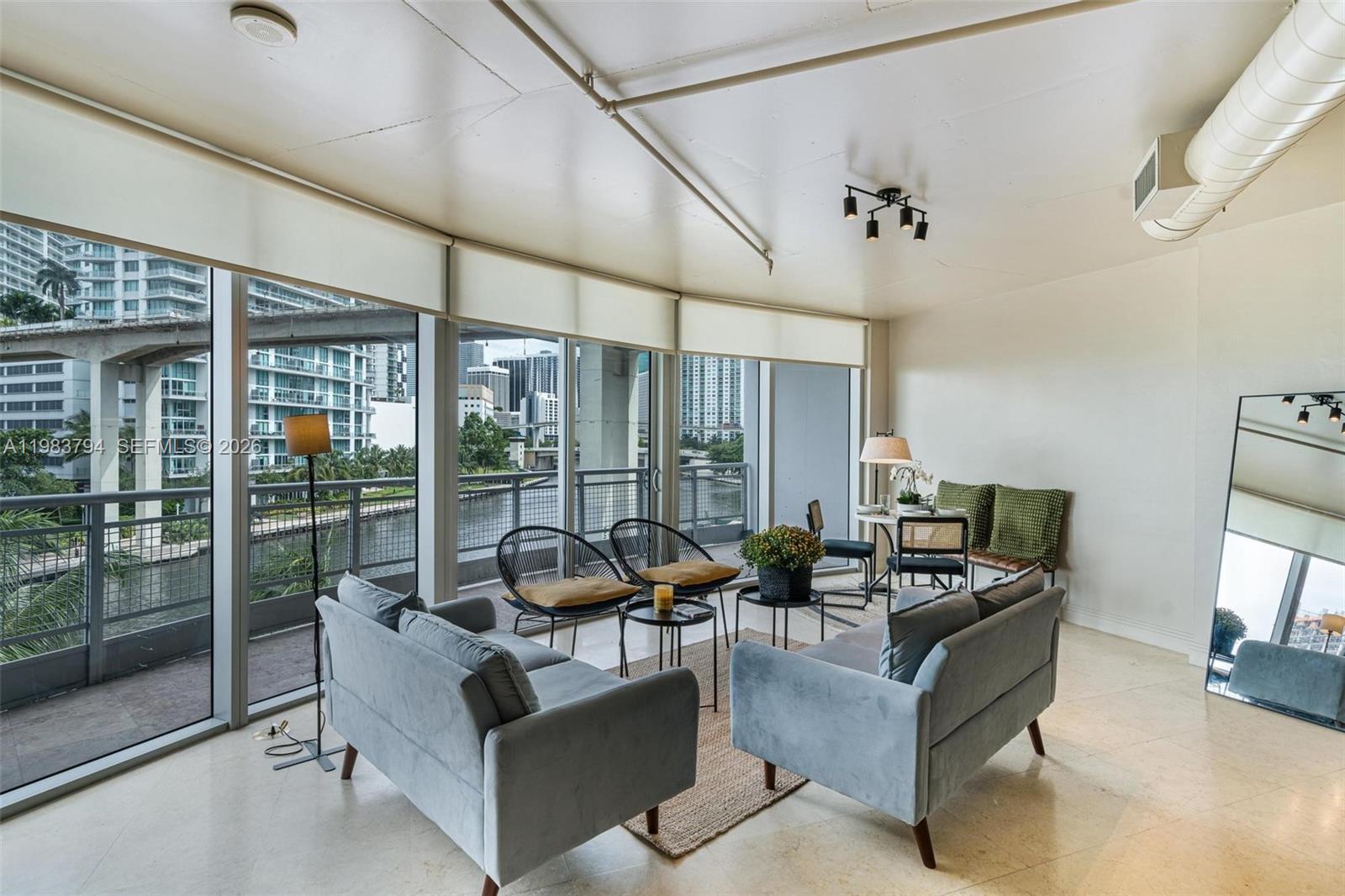 690 SW 1st Court 501, Miami, FL 33130, Miami