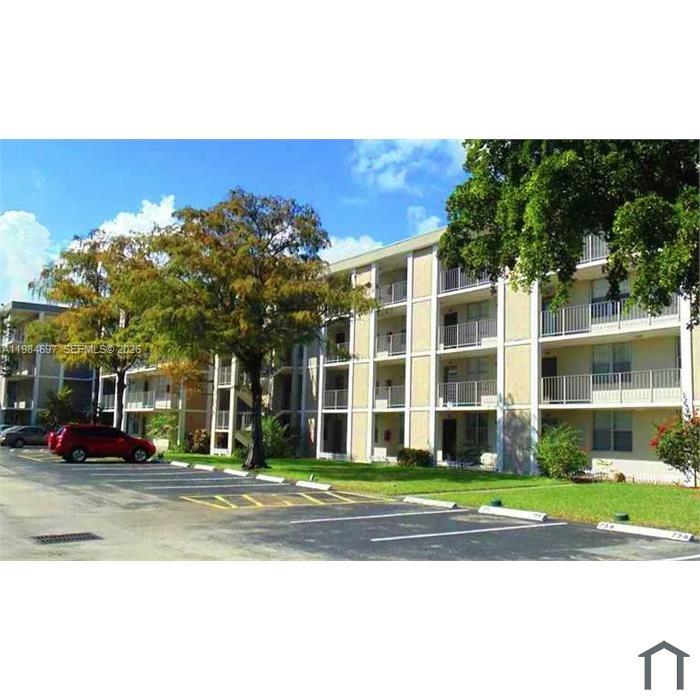 2998 NW 48th Terrace 326, Lauderdale Lakes, FL 33313, Lauderdale Lakes