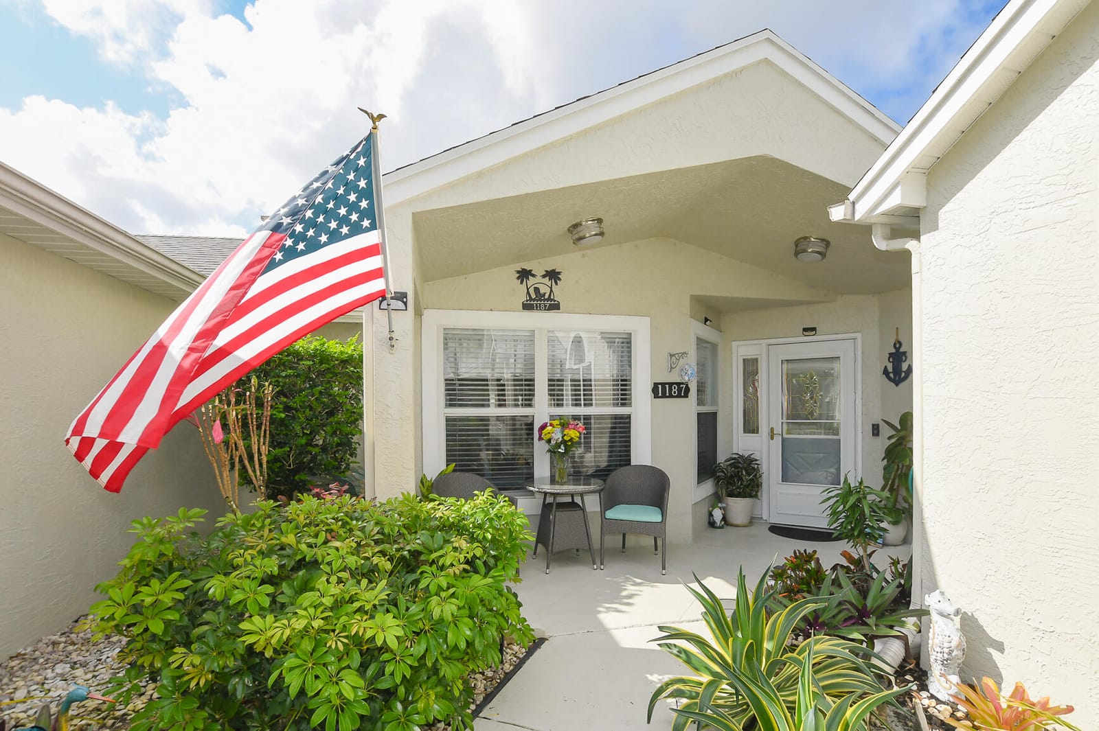 1187 NW Lombardy Drive, Port St. Lucie, FL 34986 photo 2