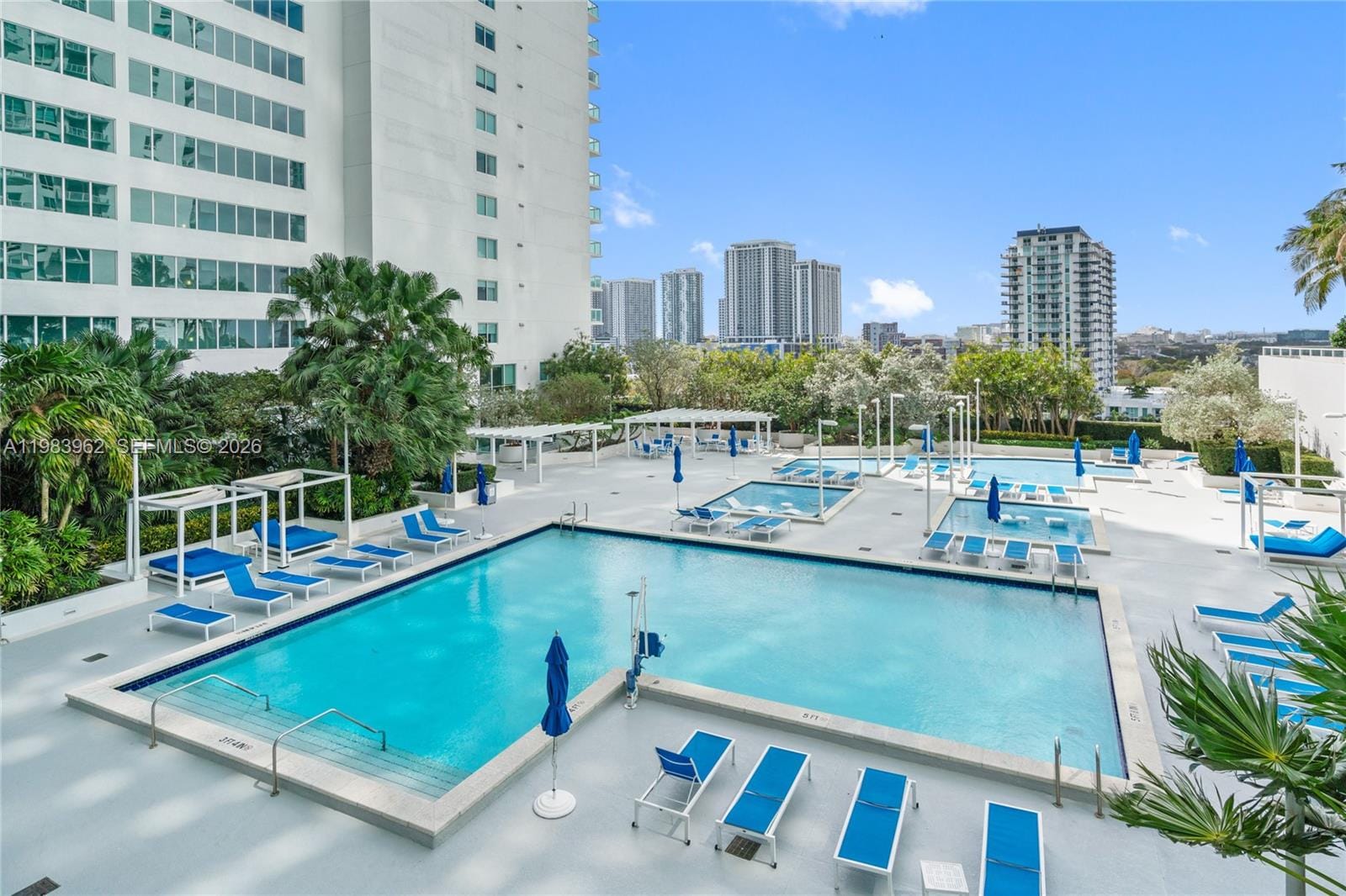 1800 N Bayshore Drive 1208 — photo 1