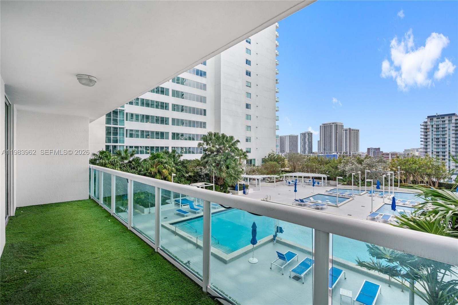 1800 N Bayshore Drive 1208 — photo 2