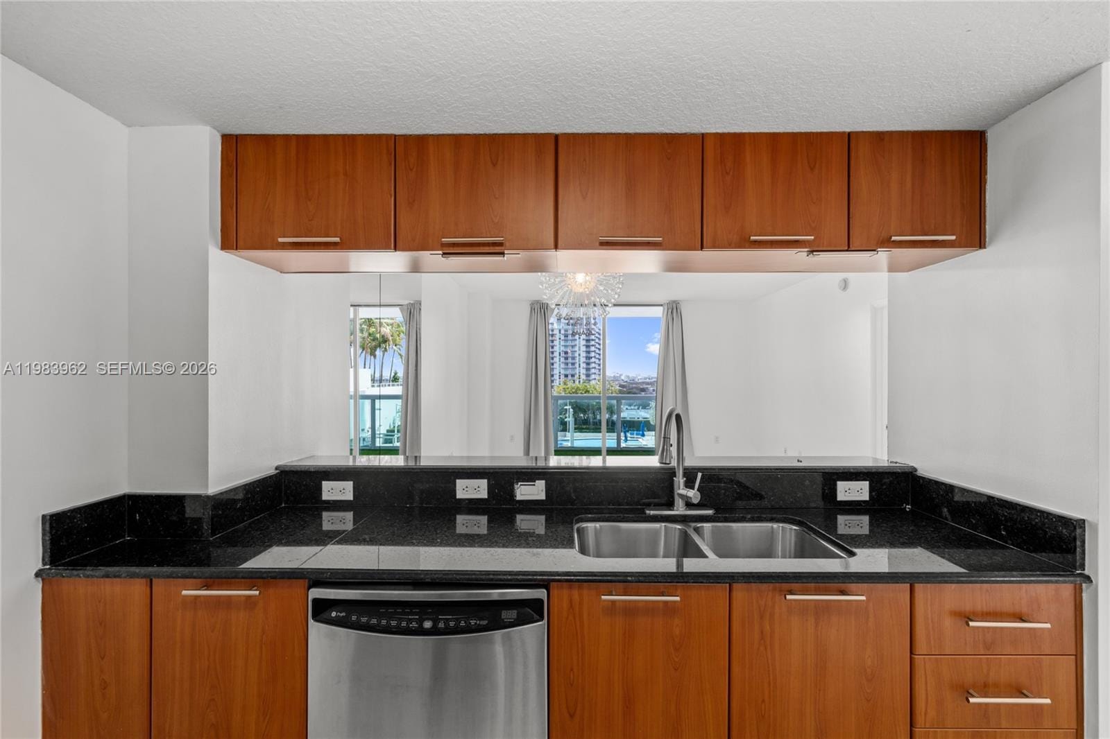 1800 N Bayshore Drive 1208, Miami, FL 33132 photo 15