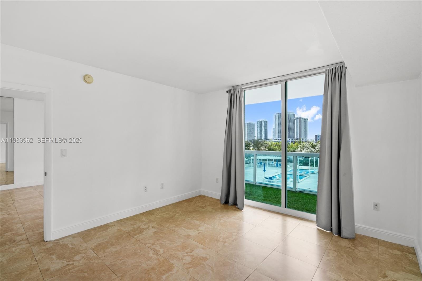 1800 N Bayshore Drive 1208, Miami, FL 33132 photo 18