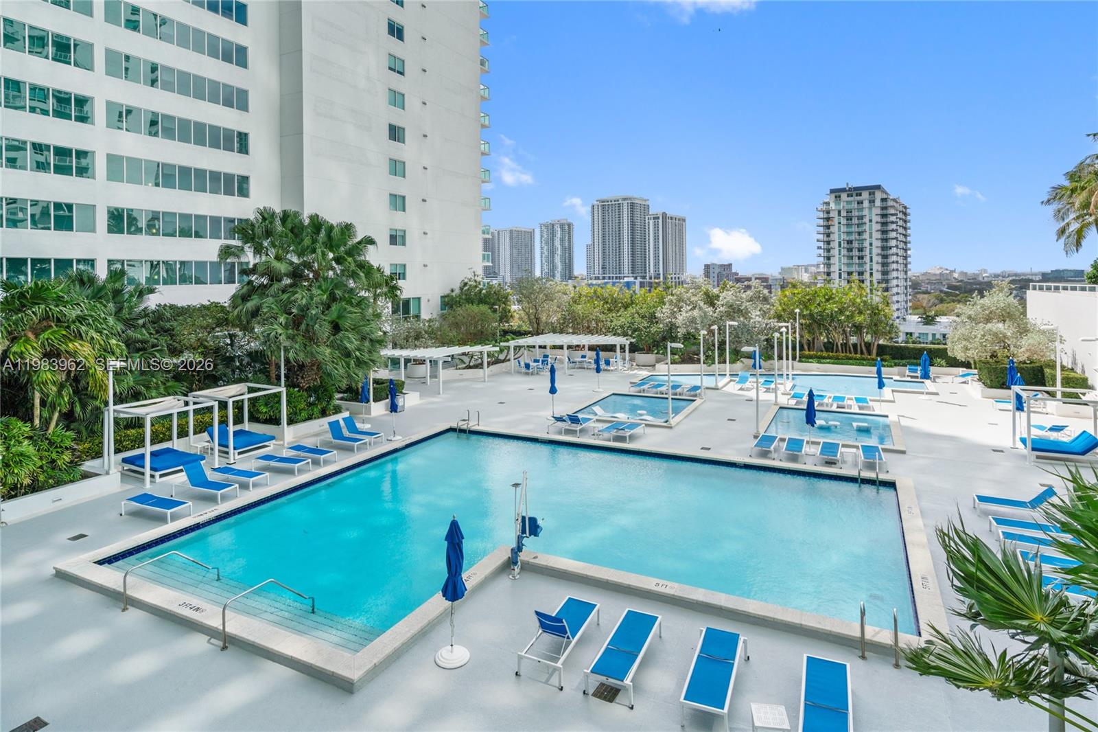 1800 N Bayshore Drive 1208, Miami, FL 33132, Miami