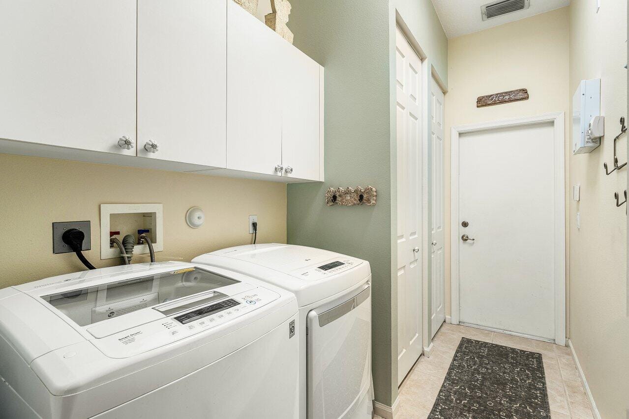 11082 Silver Ridge Street, Wellington, FL 33449 photo 18
