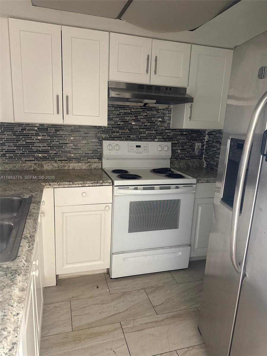 7779 Tam Oshanter Boulevard 14, North Lauderdale, FL 33068, North Lauderdale