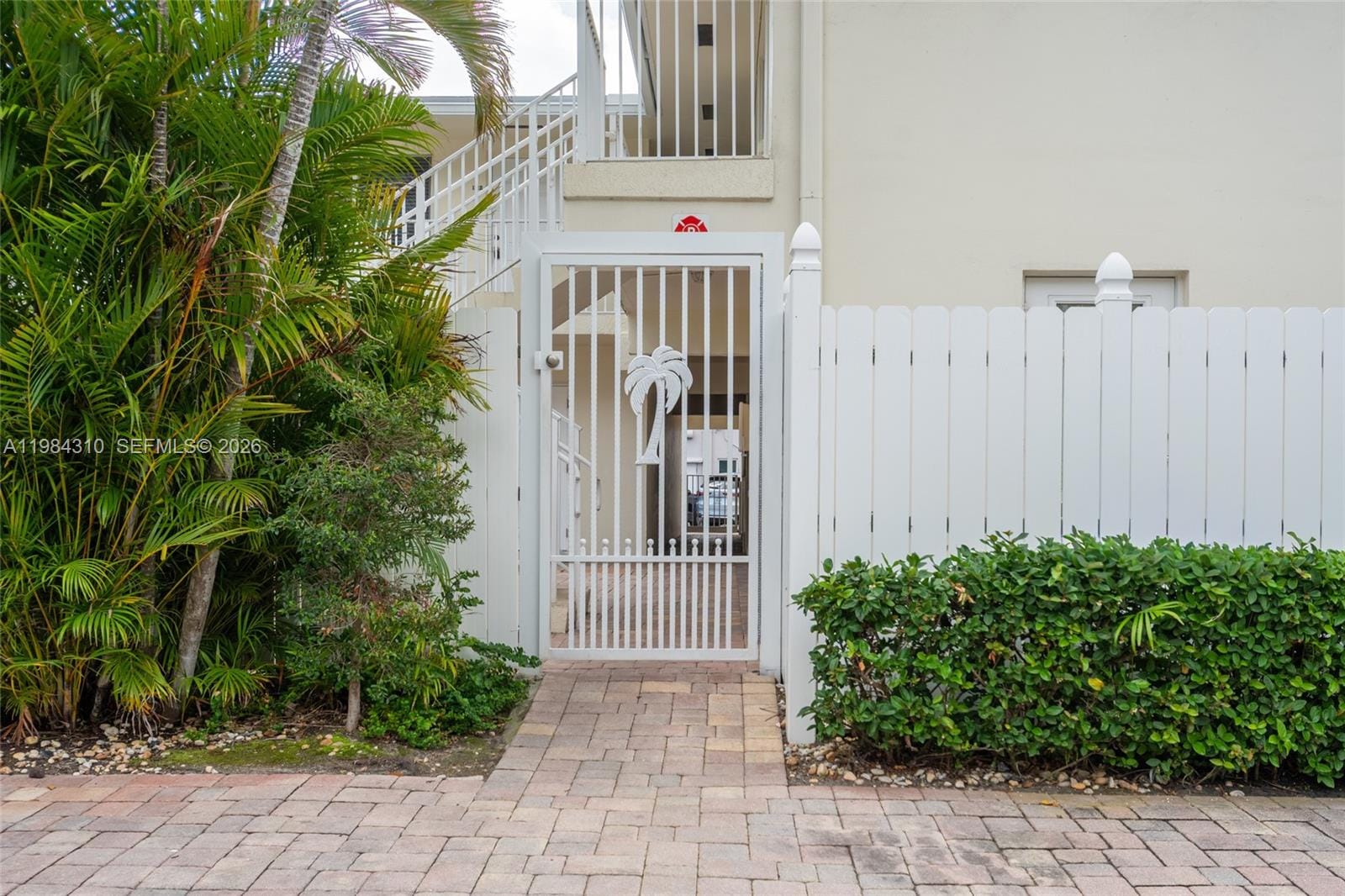 1872 NE 46th Street D5, Fort Lauderdale, FL 33308 photo 23