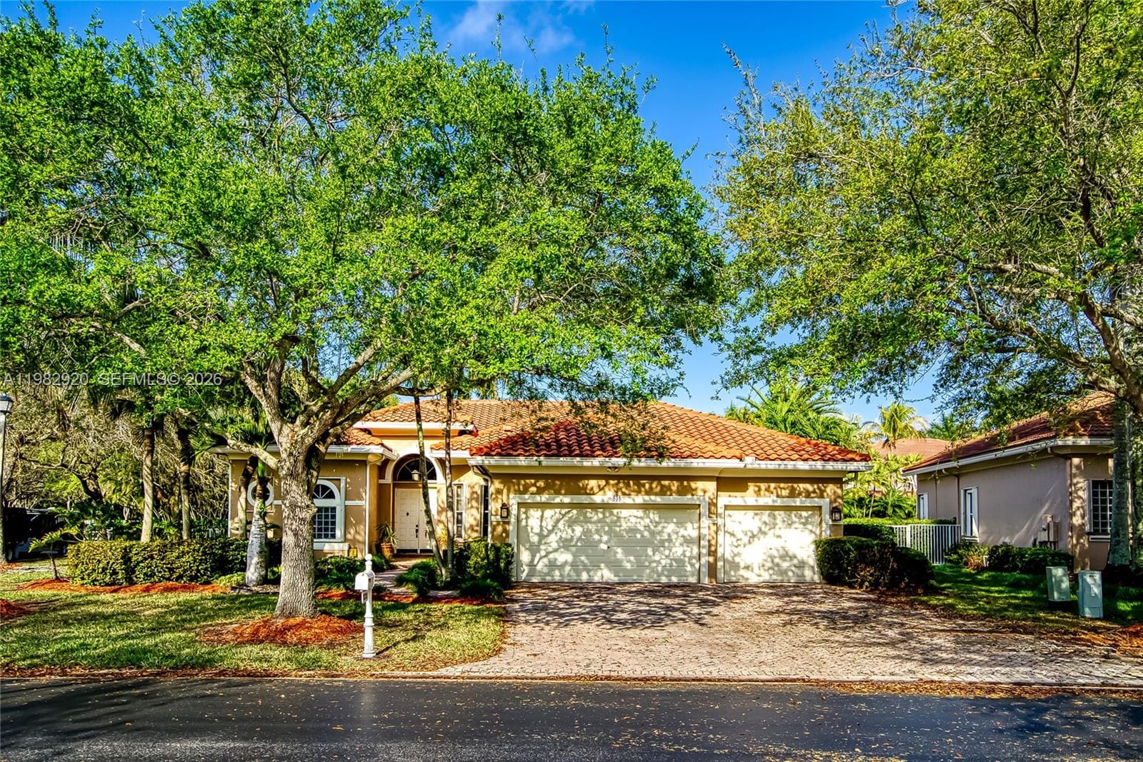 838 NW 123rd Drive, Coral Springs, FL 33071